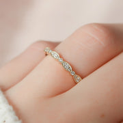 Lily Moissanite